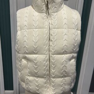 White Cable Knit Puffer Vest Zara, XS, NWOT